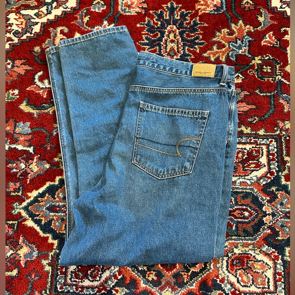 American Eagle Mom Jeans Size 16